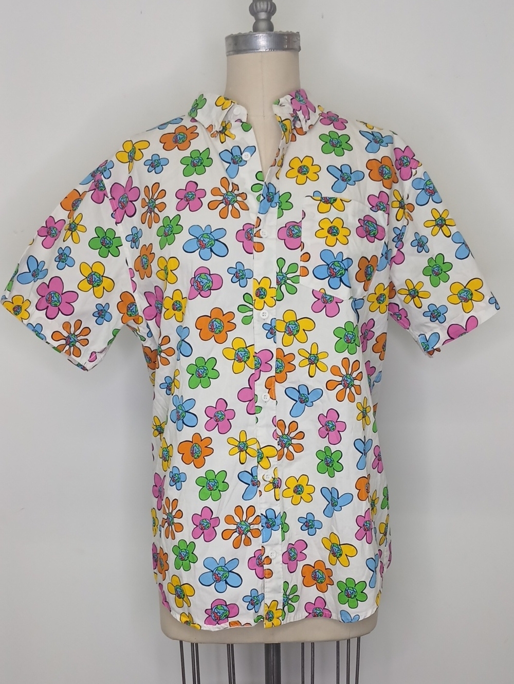 Vintage Style Bored Teenager Blake Anderson Flower Power Button Up / L